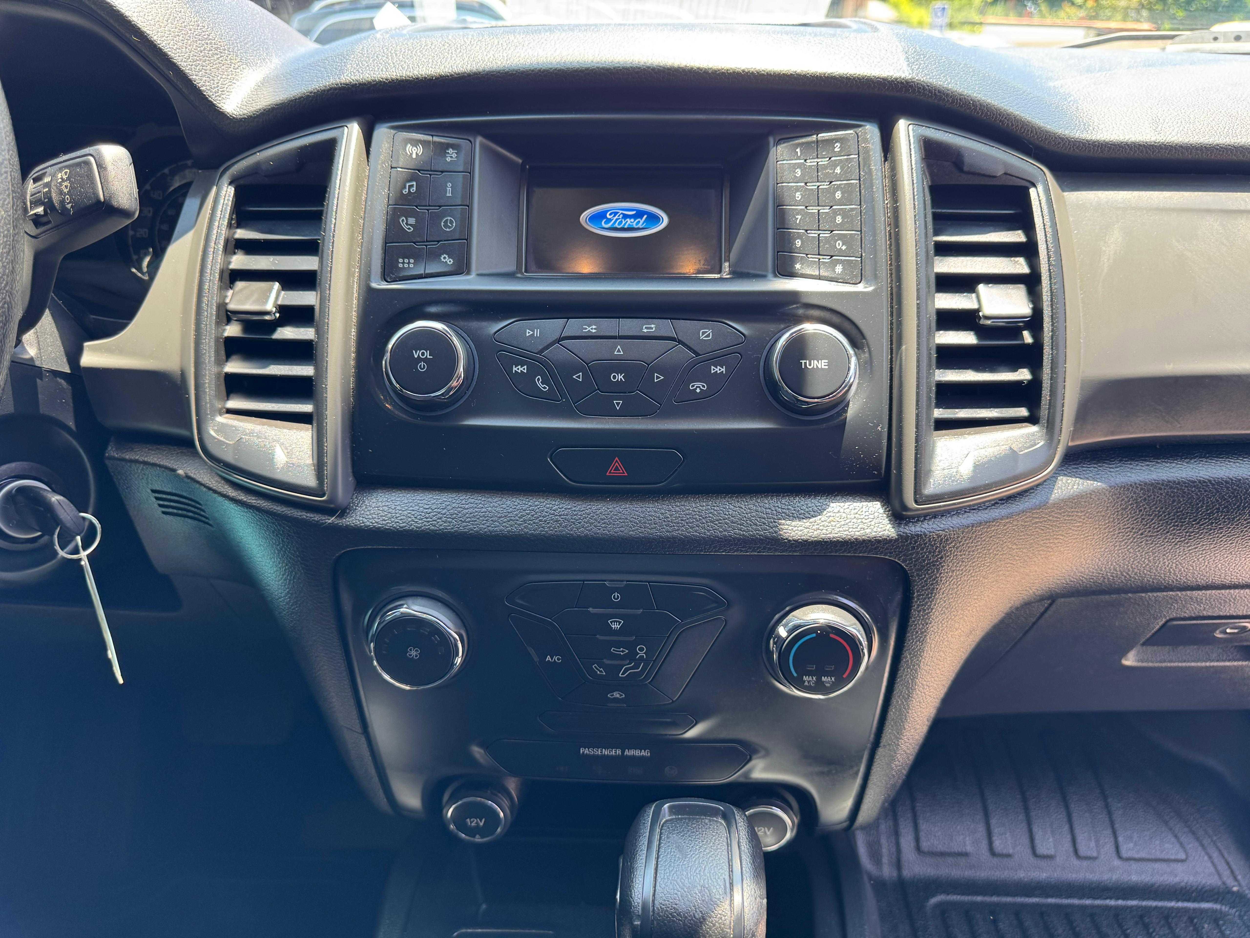 Vehicle image 44 of 67