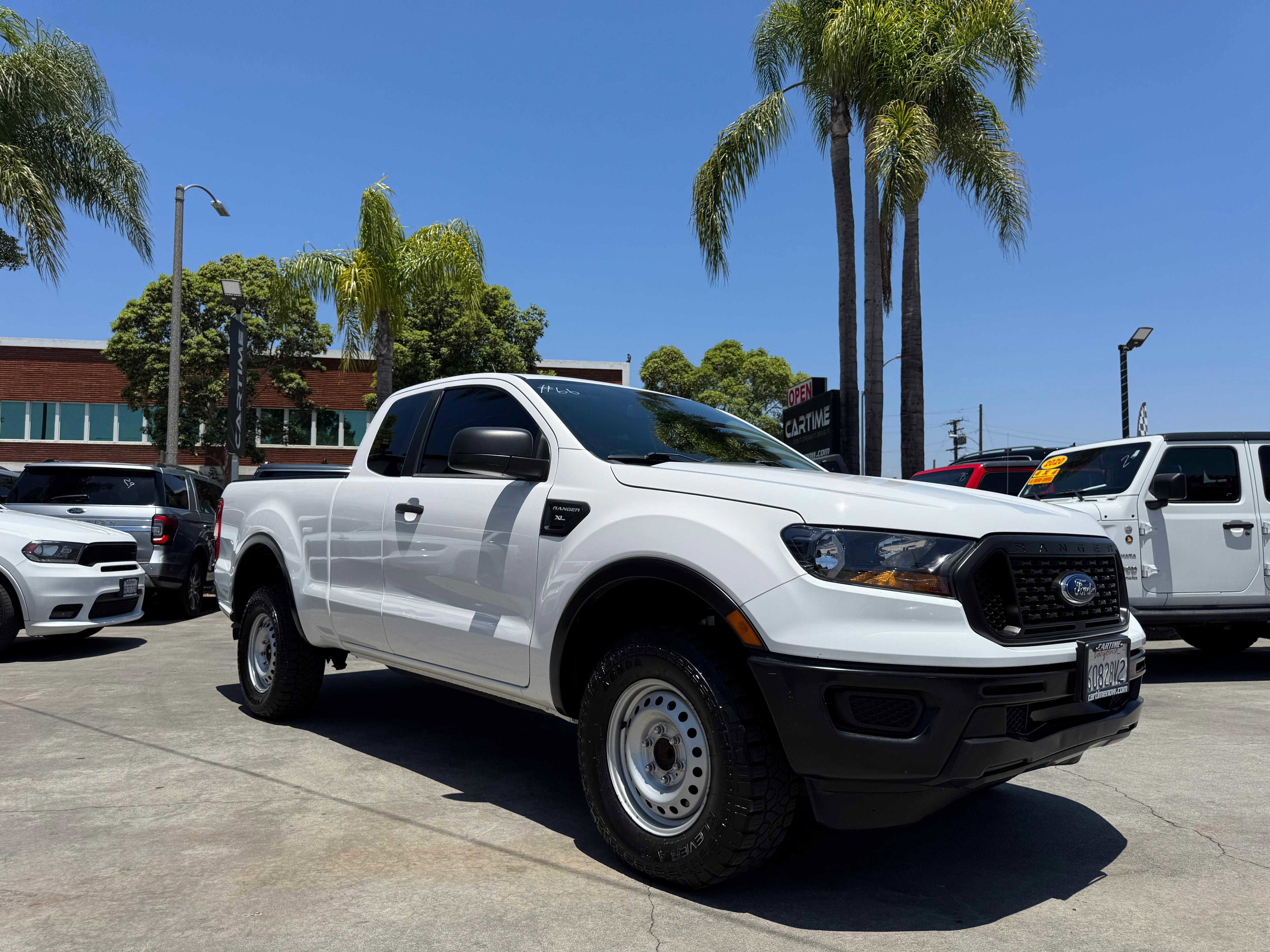 Vehicle image 8 of 67
