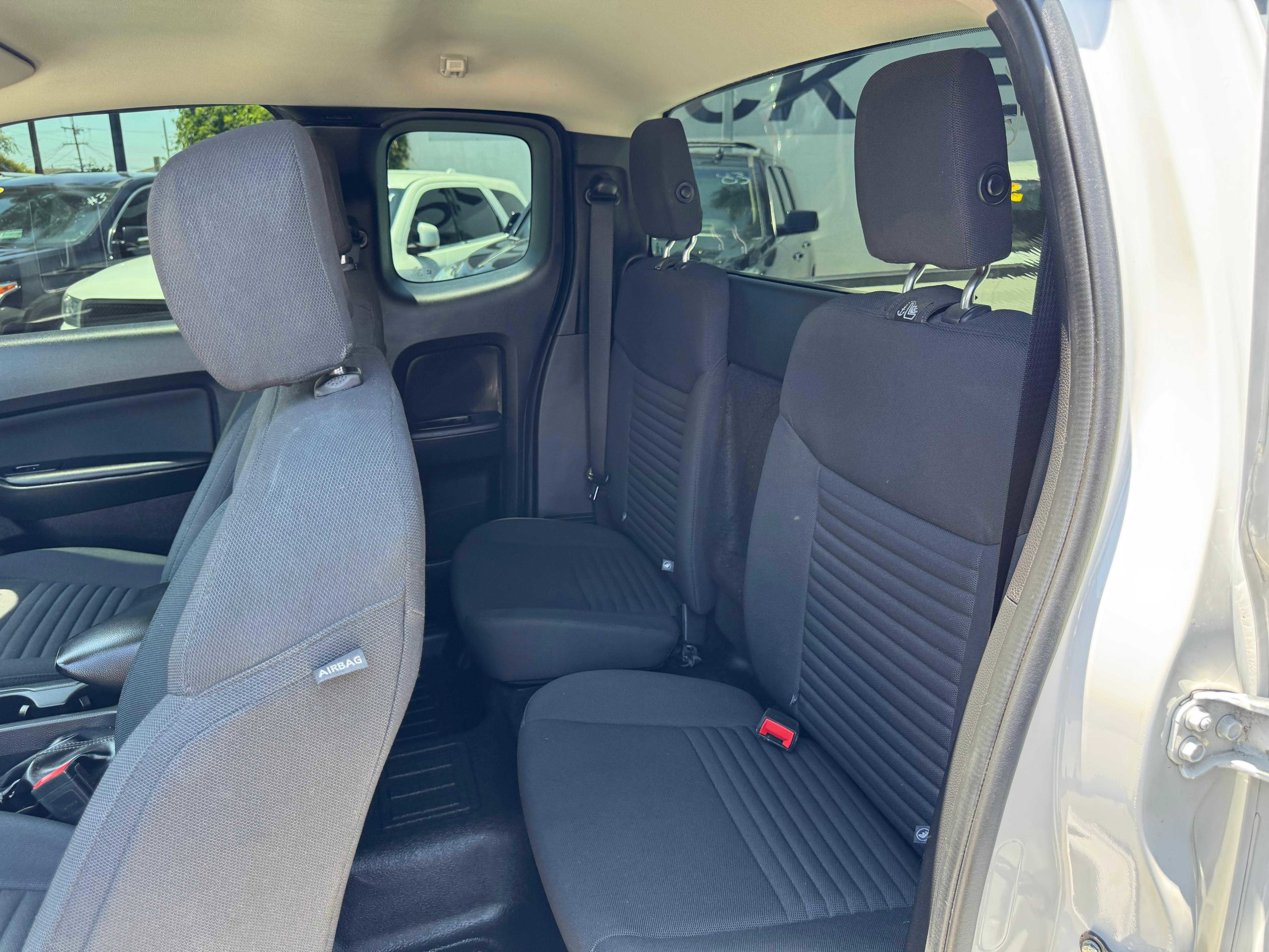 Vehicle image 25 of 67