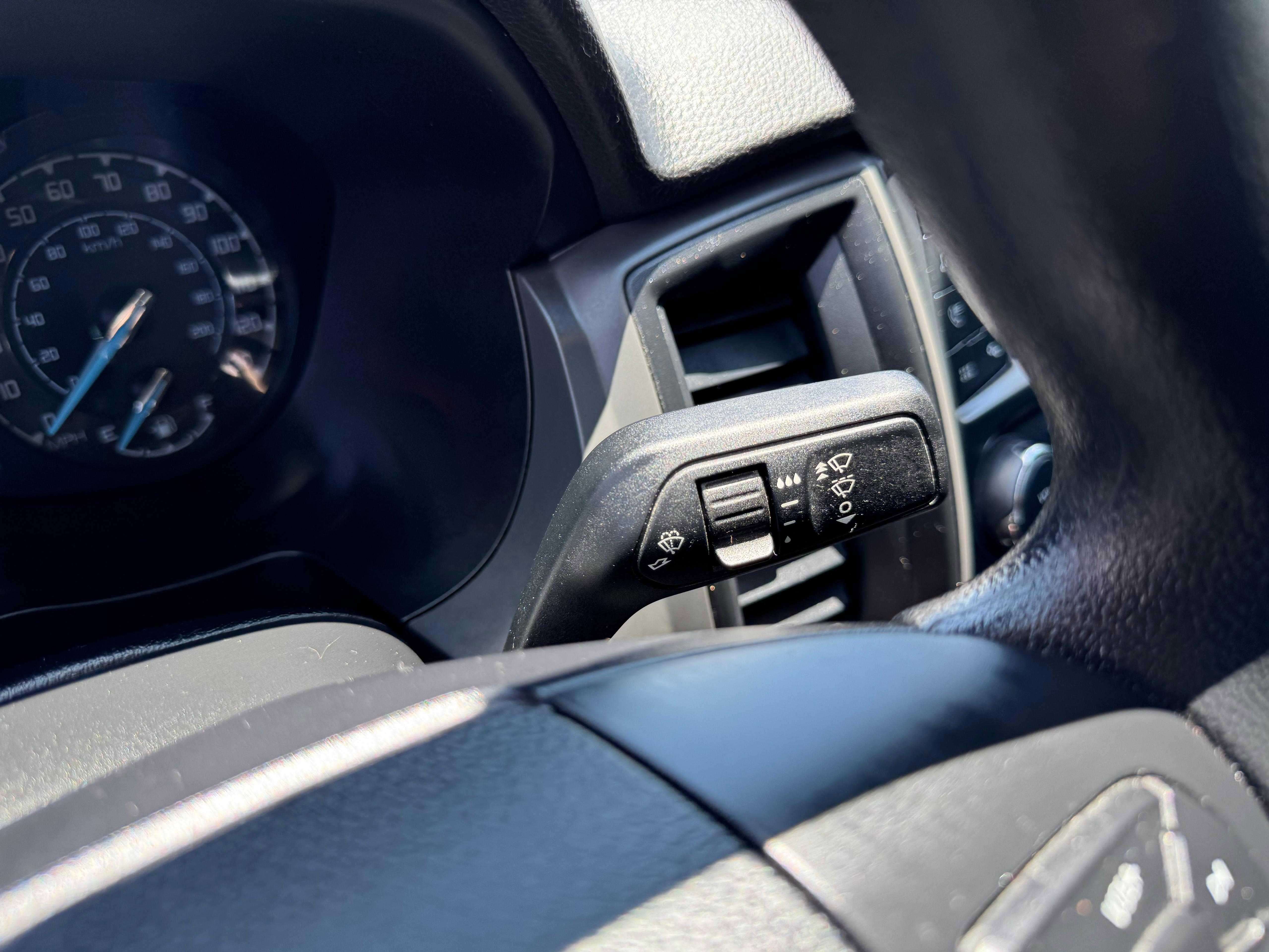 Vehicle image 64 of 67