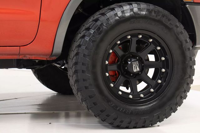 Vehicle image 69 of 77