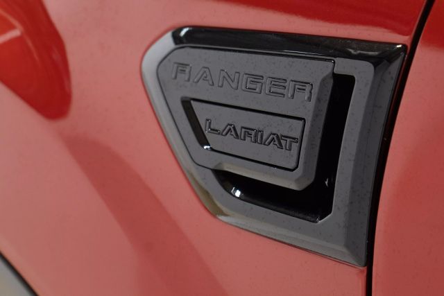 Vehicle image 20 of 77