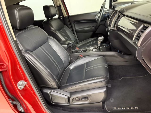 Vehicle image 29 of 77