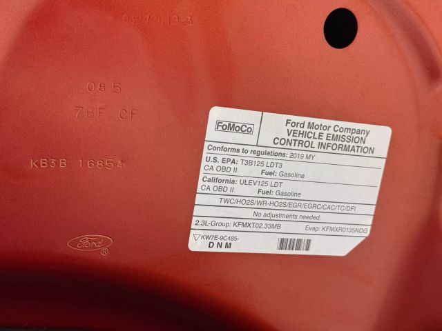 Vehicle image 75 of 77