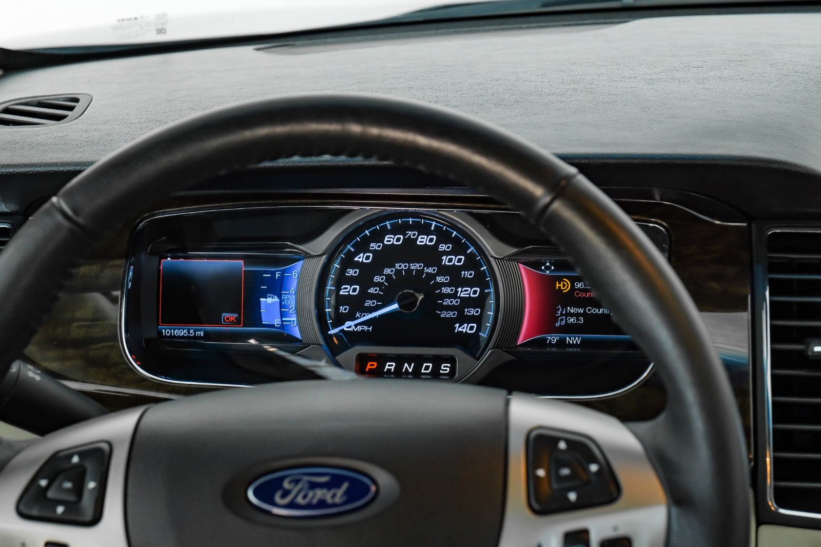 2019 Ford Taurus Limited Image 36 of 53