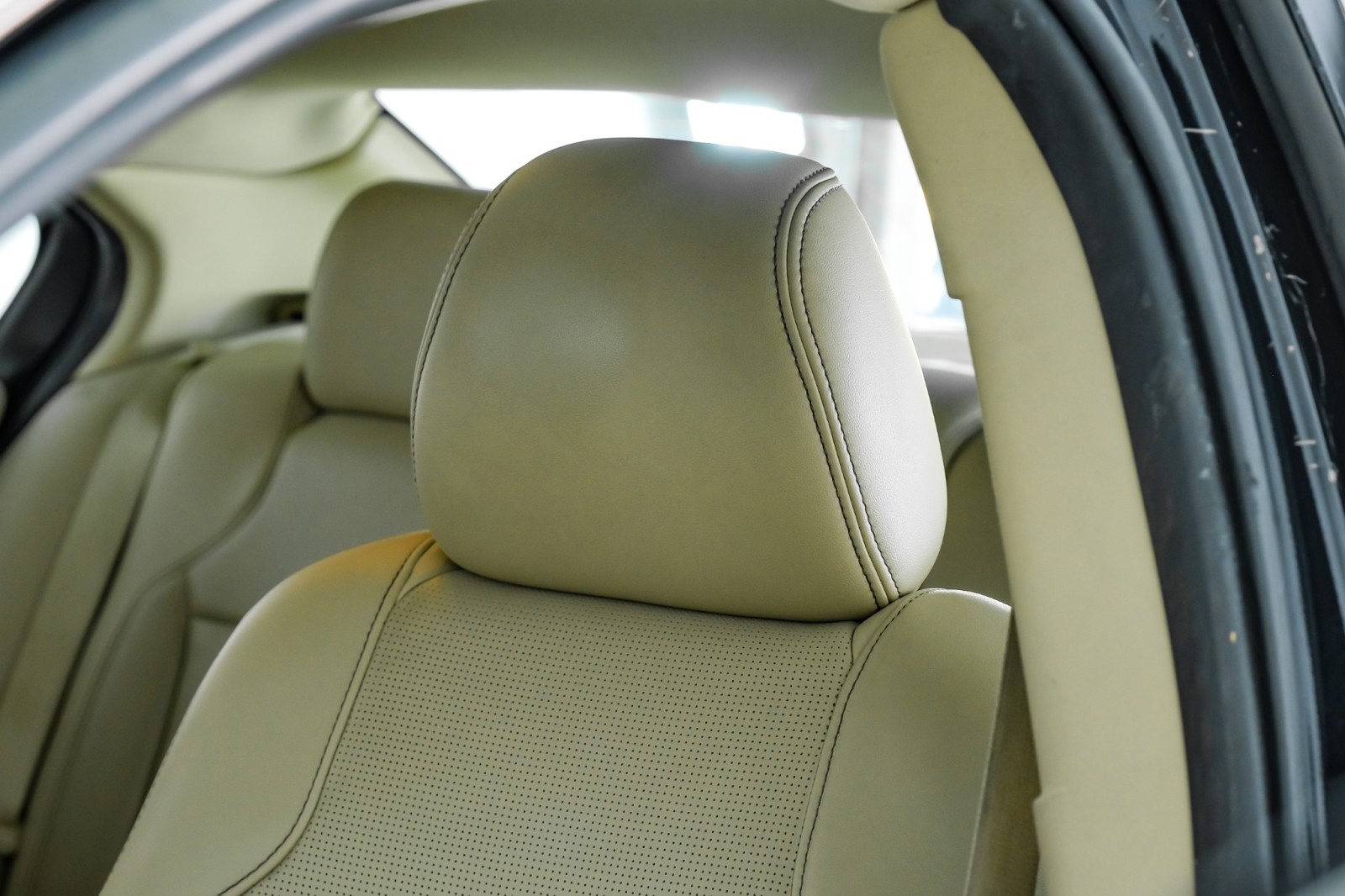 2019 Ford Taurus Limited Image 24 of 53