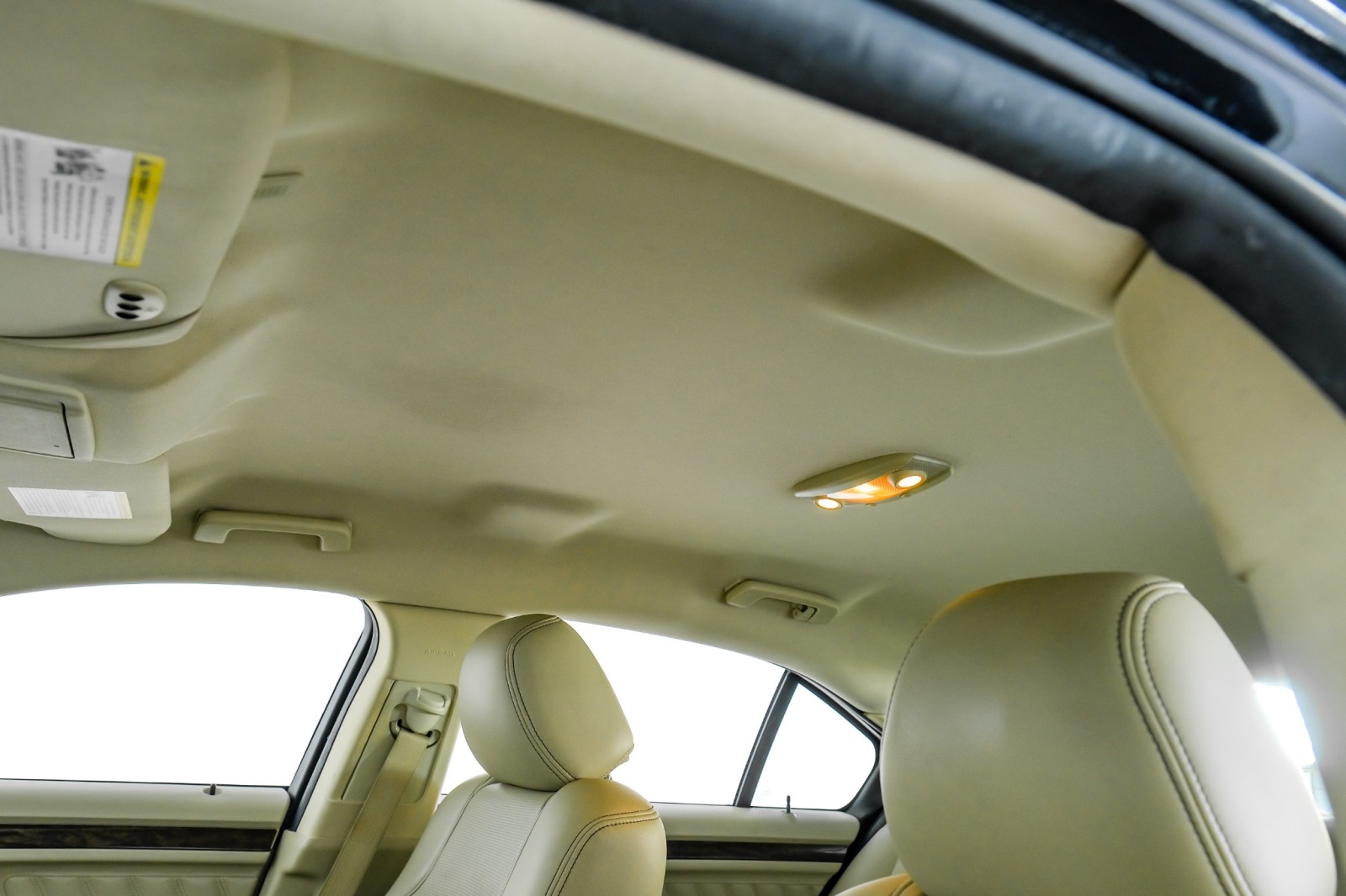 2019 Ford Taurus Limited Image 47 of 53