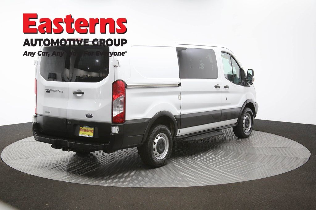 Vehicle image 22 of 63