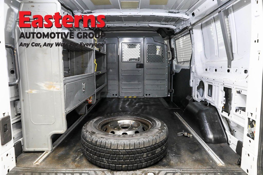 Vehicle image 40 of 63