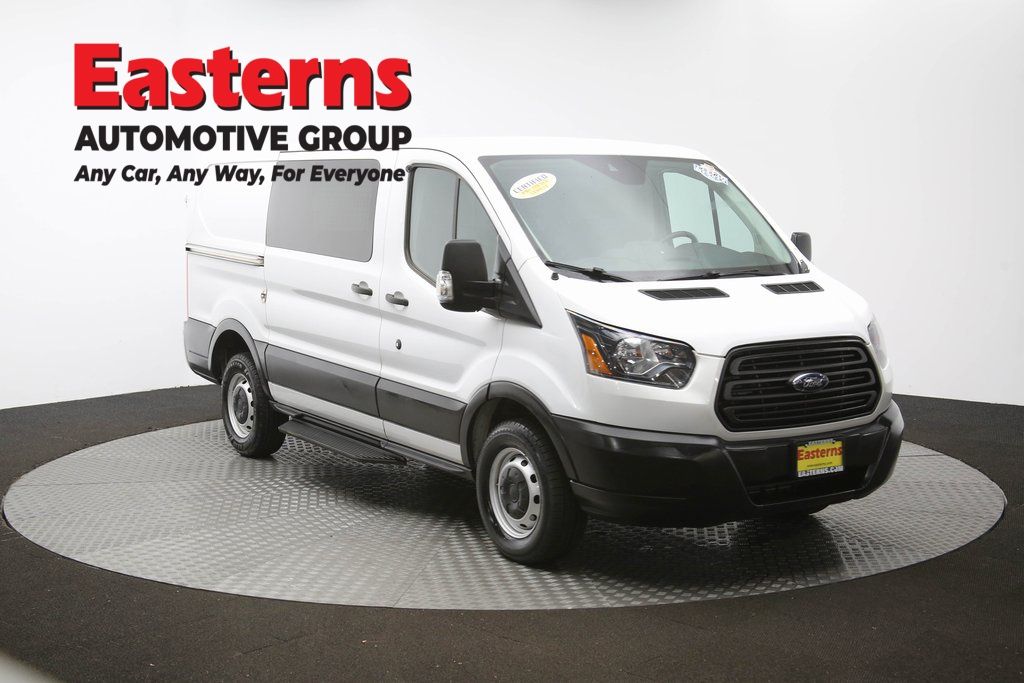 Vehicle image 15 of 63