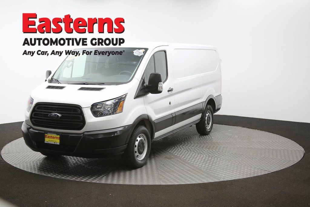 Vehicle image 5 of 63