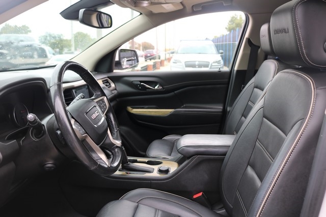 2019 GMC Acadia Denali Image 13 of 14