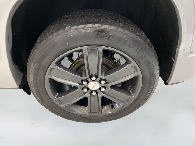 Vehicle image 14 of 30