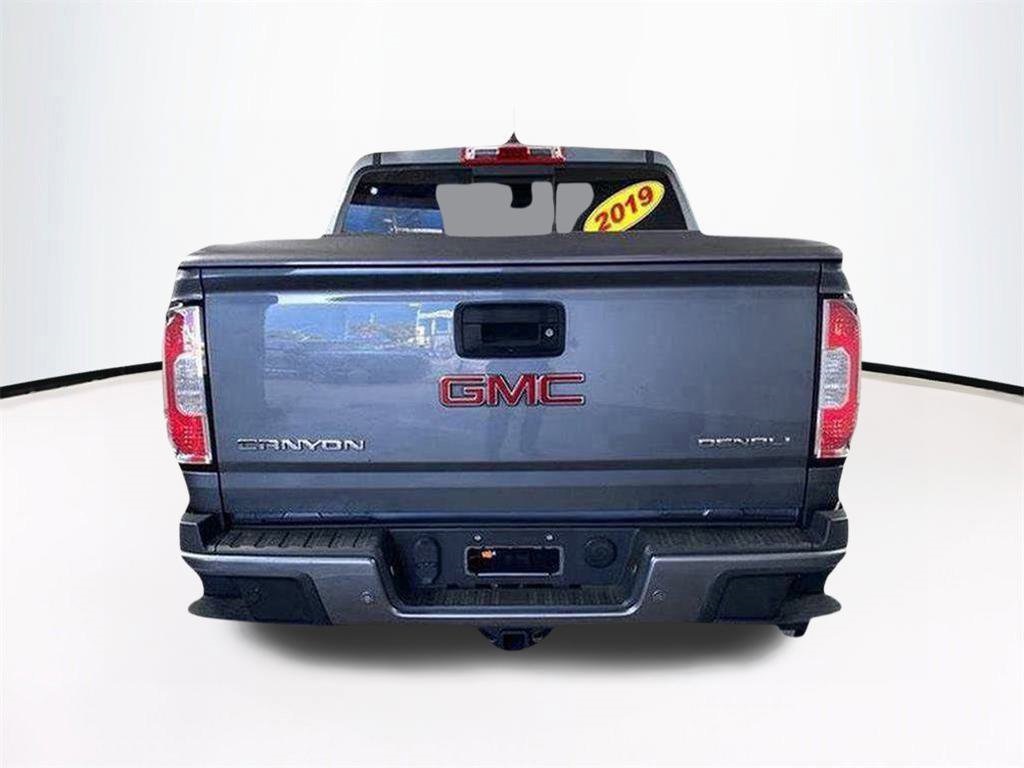 2019 GMC Canyon Denali Image 7 of 30