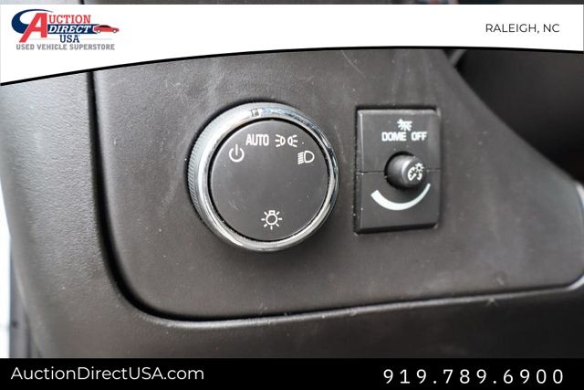 Vehicle image 23 of 26