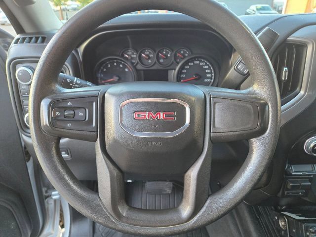 Vehicle image 22 of 30