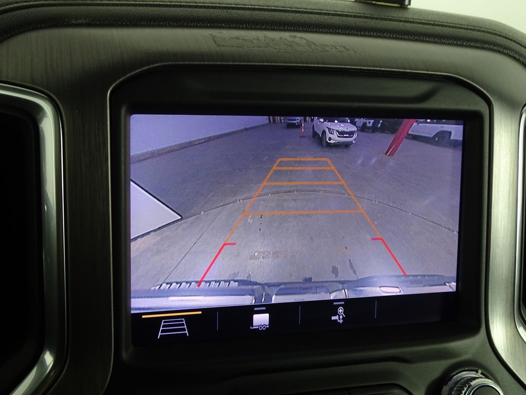 2019 GMC Sierra 1500 Denali Image 27 of 40