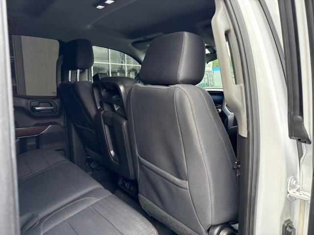 Vehicle image 15 of 45