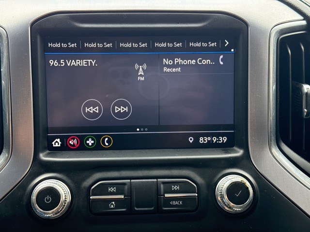 Vehicle image 27 of 45