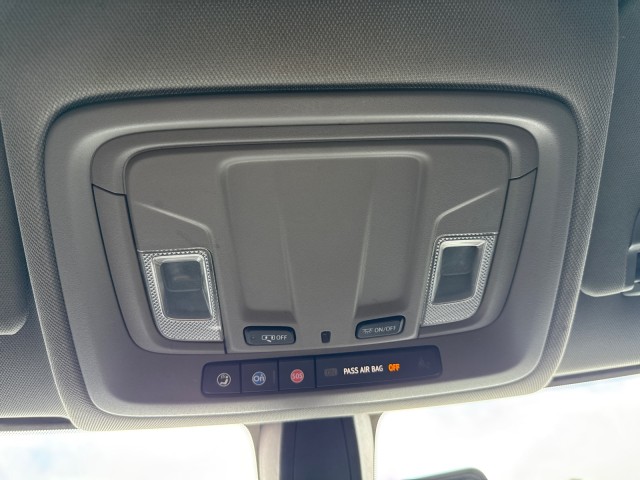 Vehicle image 35 of 45