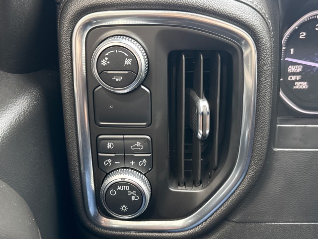 Vehicle image 36 of 45
