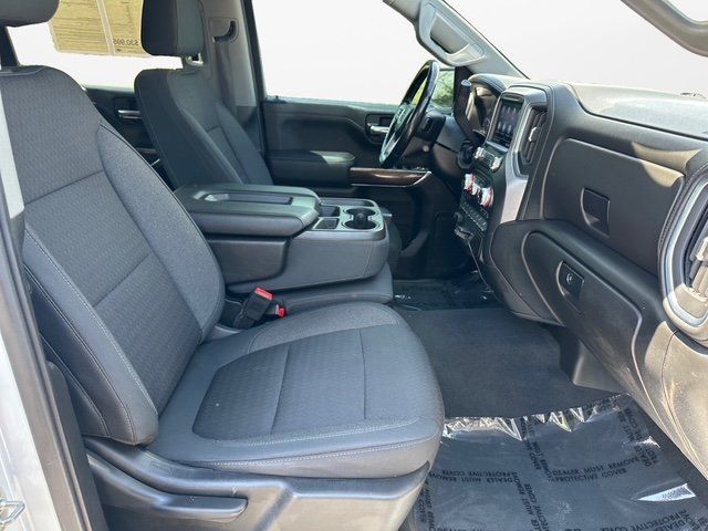 Vehicle image 16 of 37