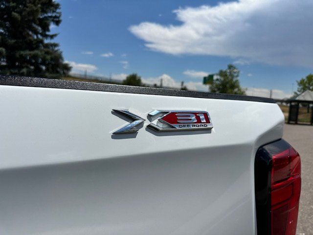 Vehicle image 34 of 37
