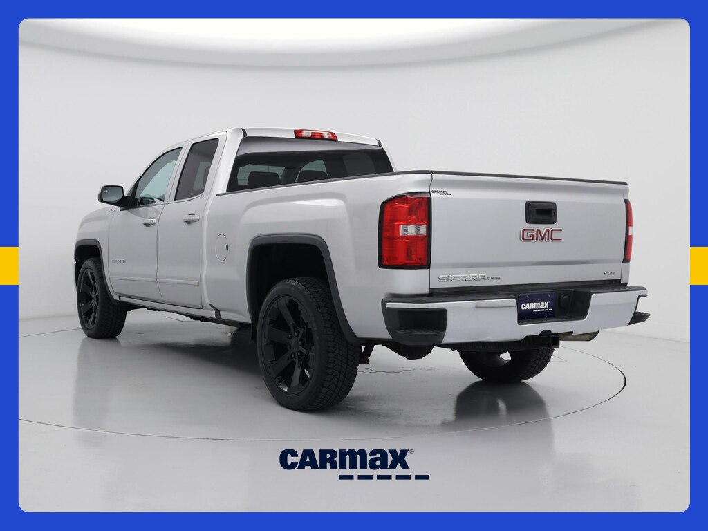 2019 GMC Sierra 1500 Limited SLE Image 1 of 18