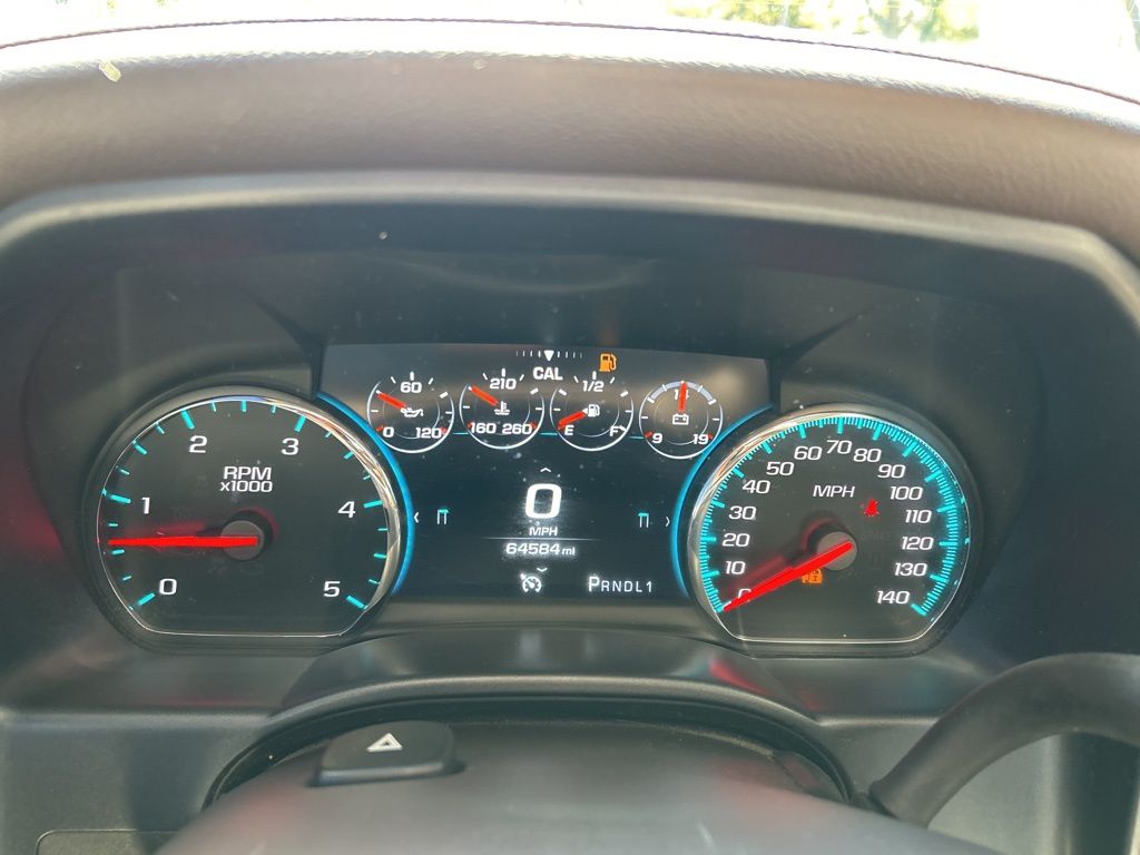 2019 GMC Sierra 2500HD Denali Image 19 of 45