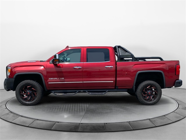 Vehicle image 8 of 47