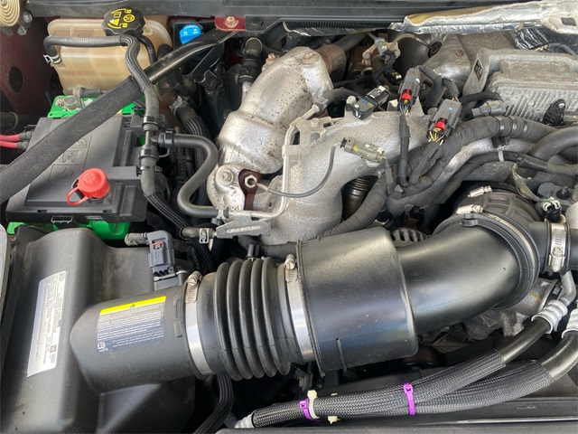 Vehicle image 33 of 47