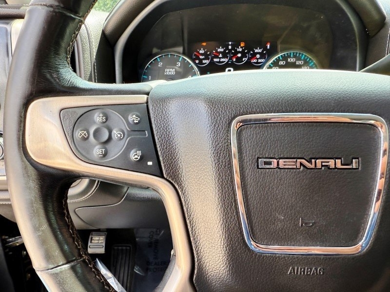 2019 GMC Sierra 2500HD Denali Image 24 of 45