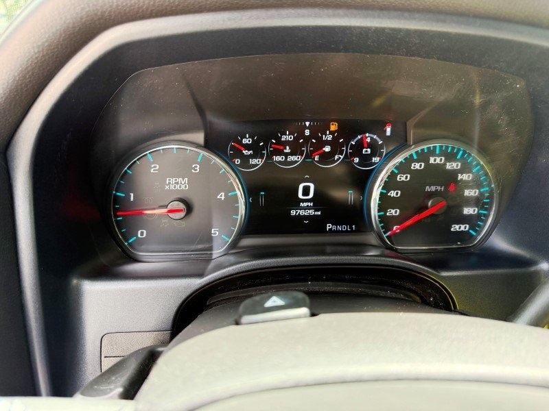 2019 GMC Sierra 2500HD Denali Image 25 of 45