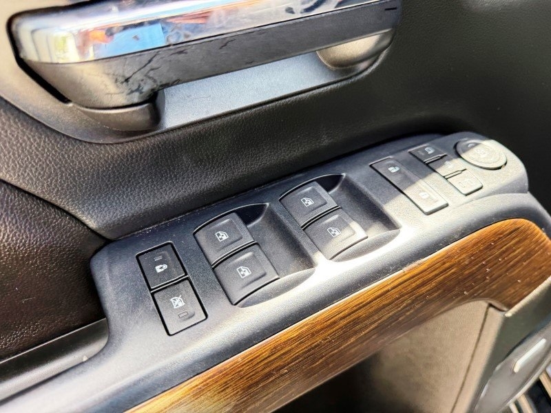 2019 GMC Sierra 2500HD Denali Image 31 of 45