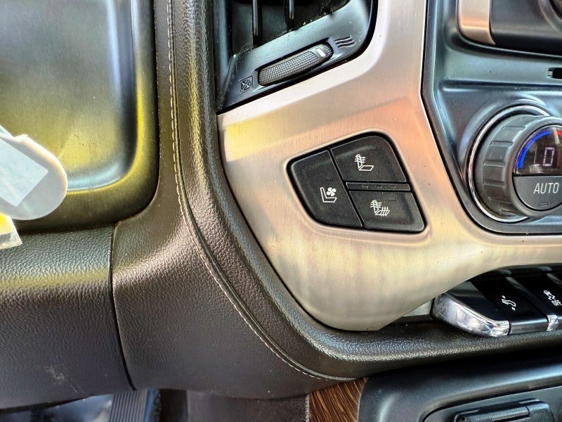 2019 GMC Sierra 2500HD Denali Image 36 of 45