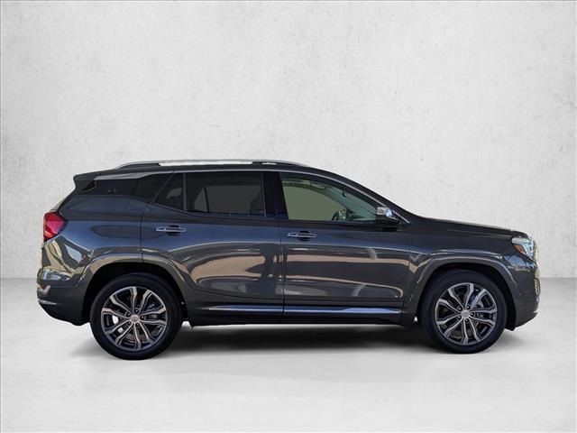 2019 GMC Terrain Denali Image 4 of 26