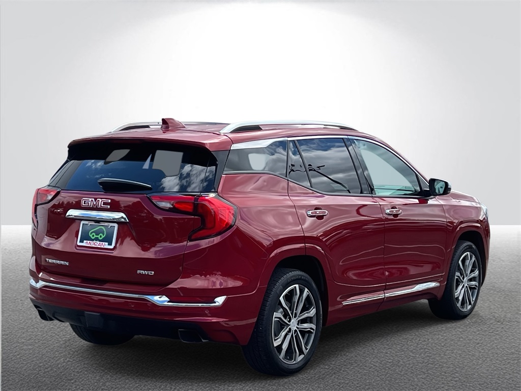 2019 GMC Terrain Denali Image 4 of 26