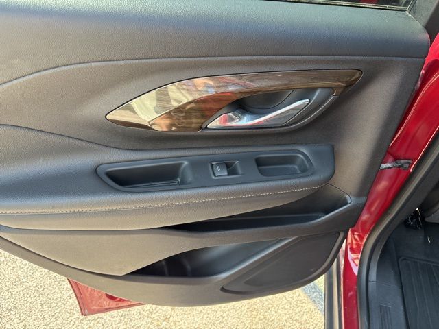 Vehicle image 20 of 30