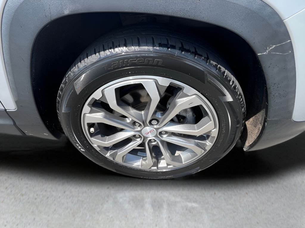 Vehicle image 10 of 30
