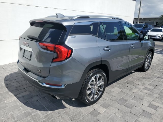 Vehicle image 4 of 28