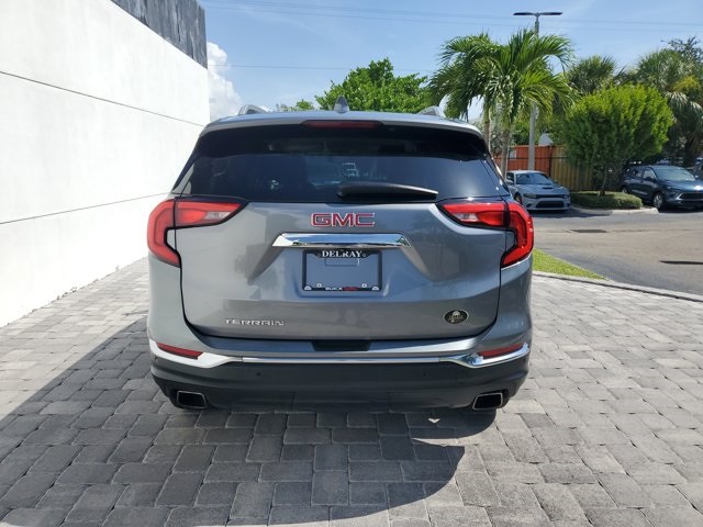 Vehicle image 5 of 28