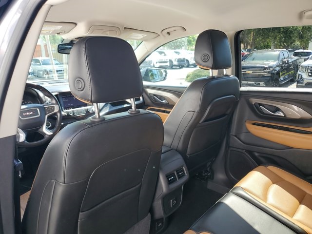 Vehicle image 27 of 28