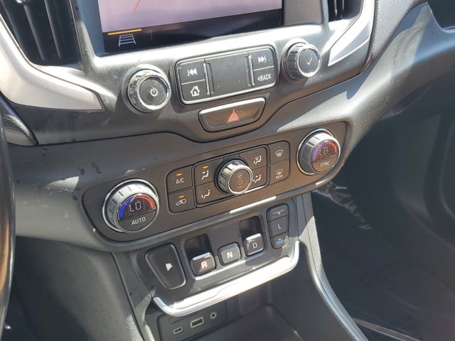 Vehicle image 23 of 28
