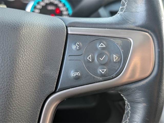 Vehicle image 23 of 24