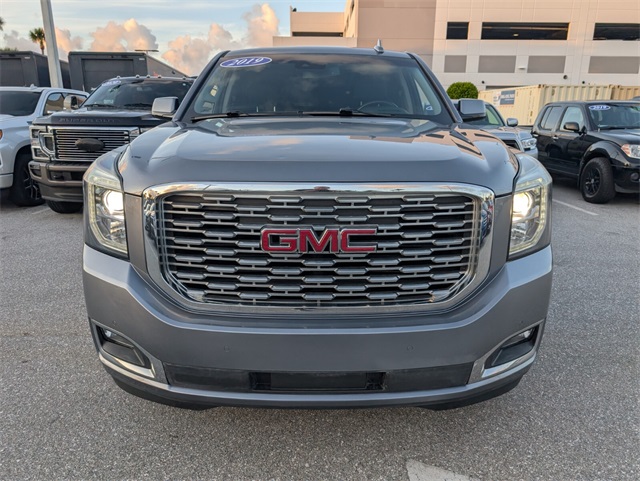 Vehicle image 2 of 24