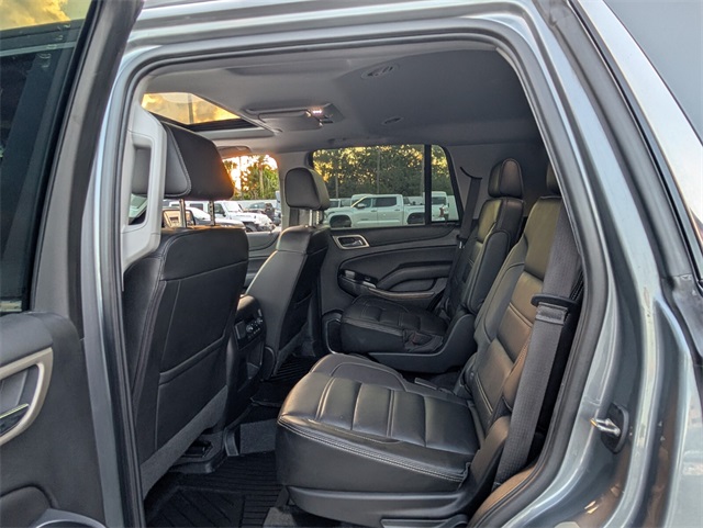 Vehicle image 12 of 24
