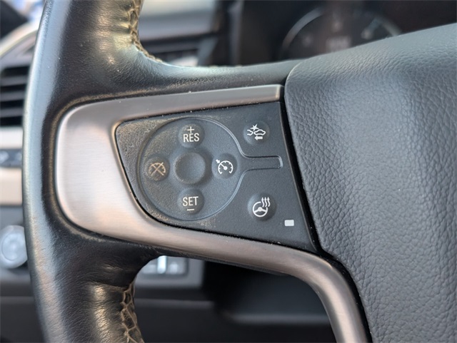 Vehicle image 18 of 24