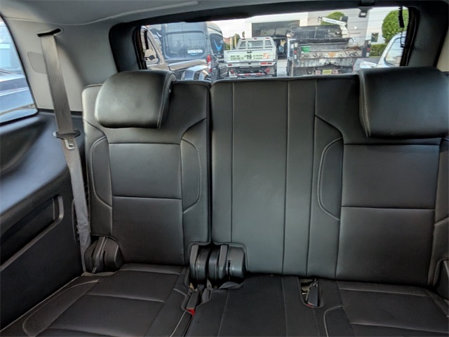 Vehicle image 11 of 24