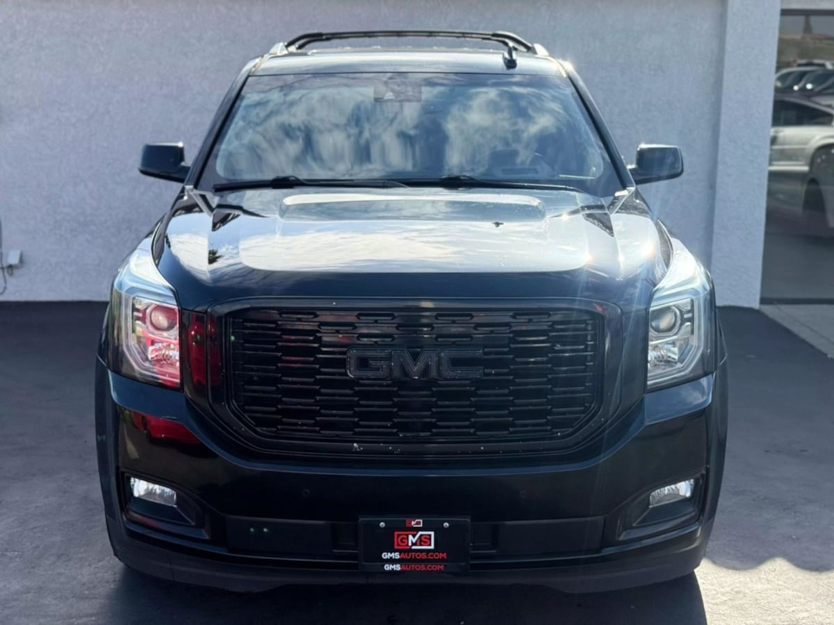 Vehicle image 2 of 36