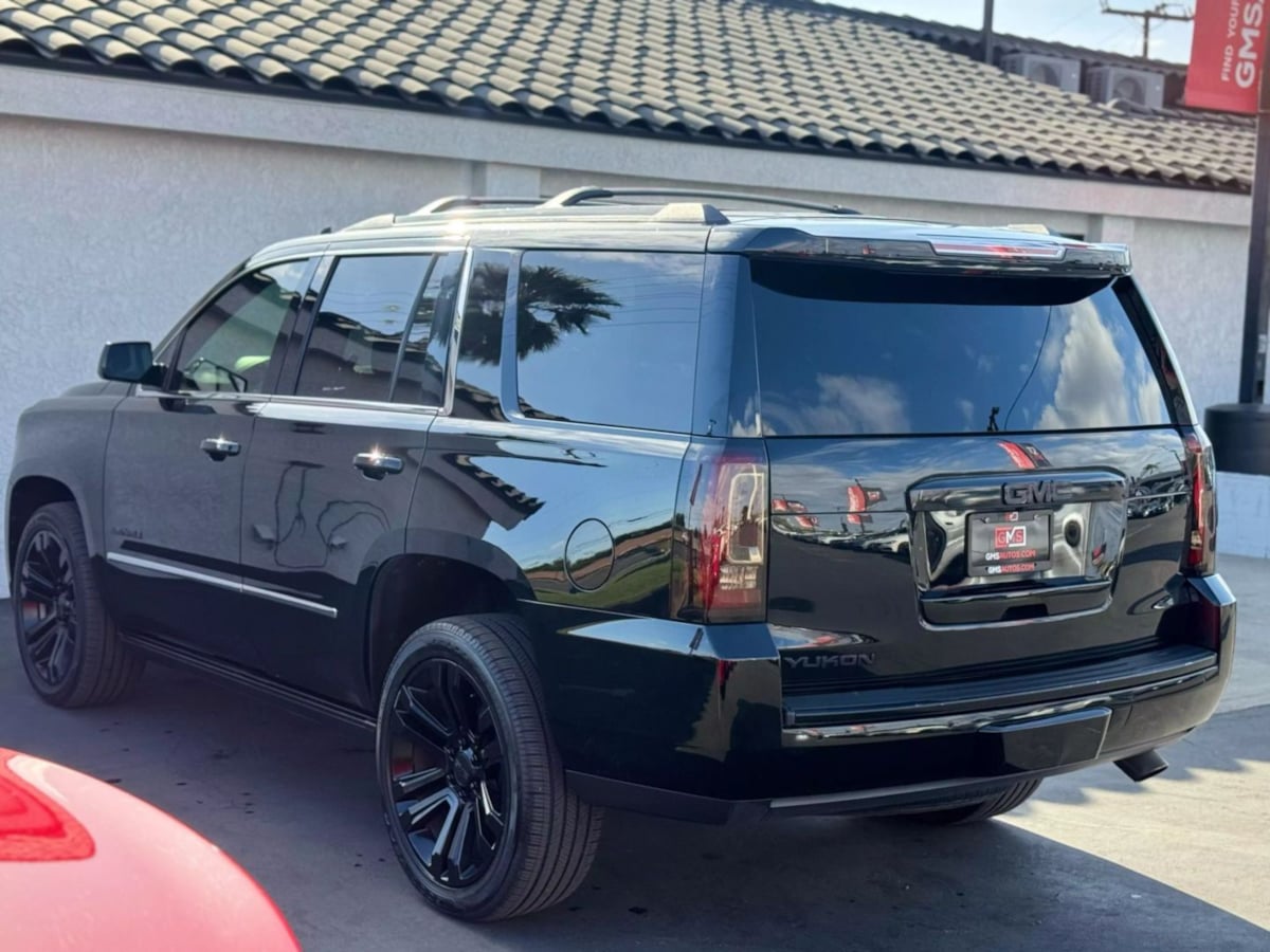 Vehicle image 8 of 36